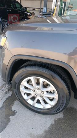 جیپ گراند شیرۆکی